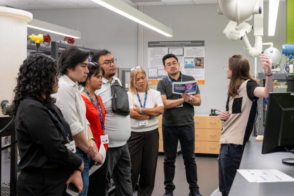 Philippine government officials tour UT
